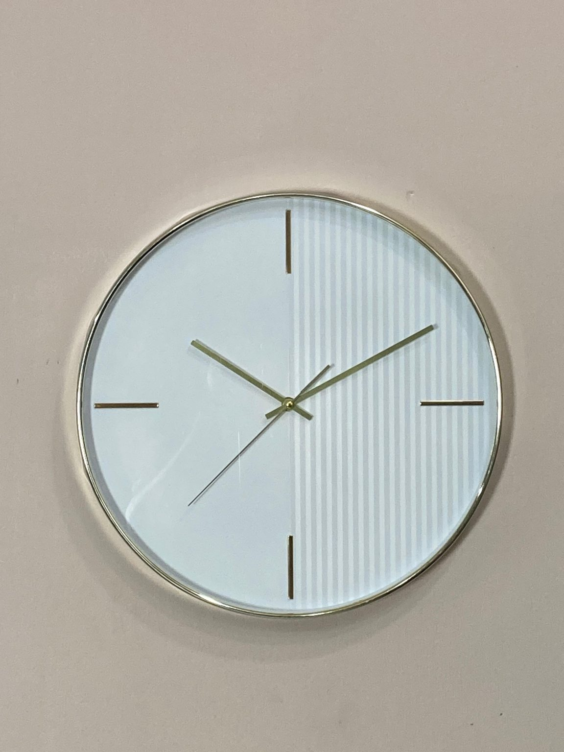 Wall Clock MK1063